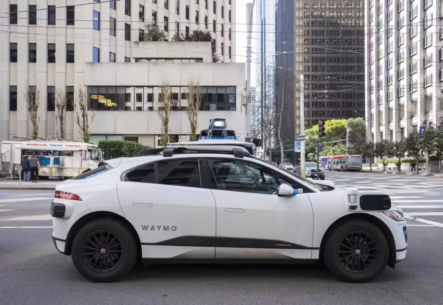 Waymo to launch robotaxi service in London in 2026