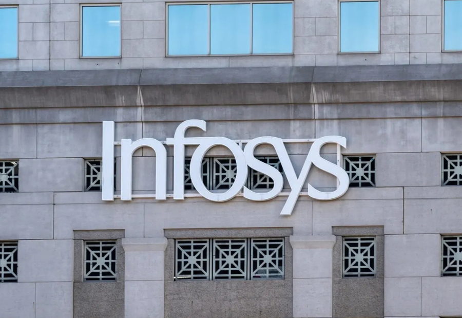 Investors evaluate tender choices as Infosys starts large scale buyback