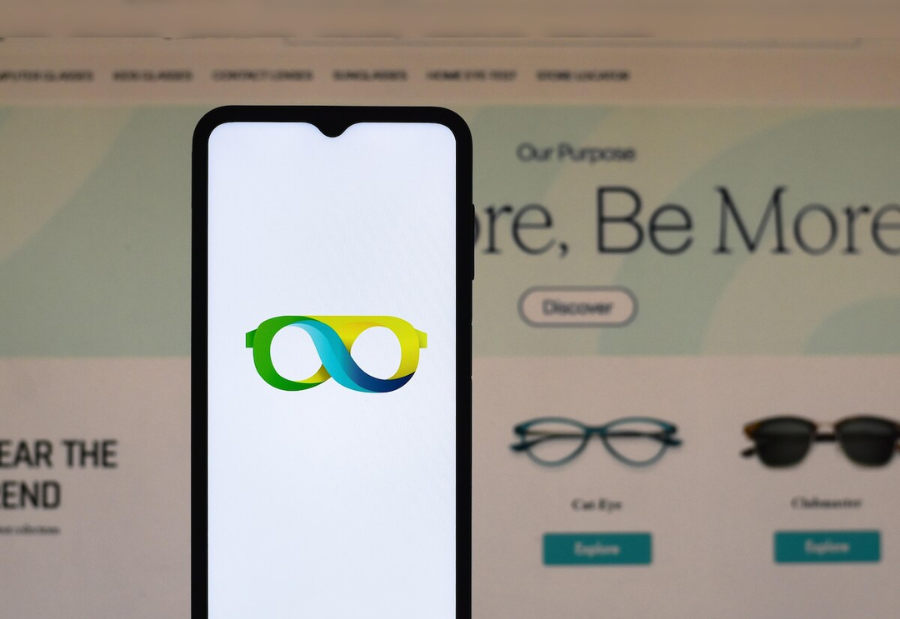 Lenskart to launch AI camera smartglasses ‘B by Lenskart’ in India by December 2025