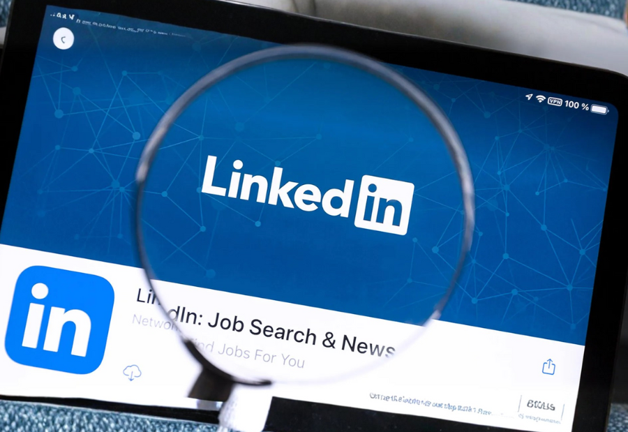 New LinkedIn phishing campaign targets finance leaders to steal Microsoft credentials