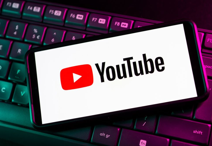 YouTube Music begins early rollout of 2025 Recap with new AI chat feature