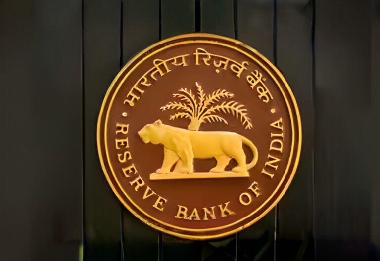 RBI announces revised minimum balance rules for bank accounts from December 10