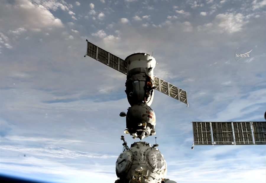 3 astronauts set to return to Earth aboard Soyuz spacecraft on December 9