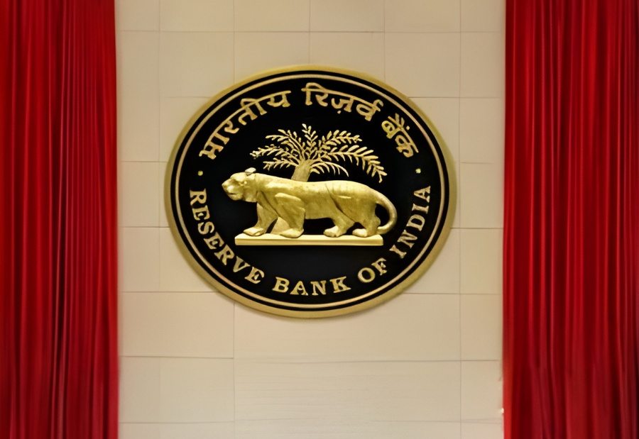 RBI urges microfinance institutions to diversify beyond traditional lending models