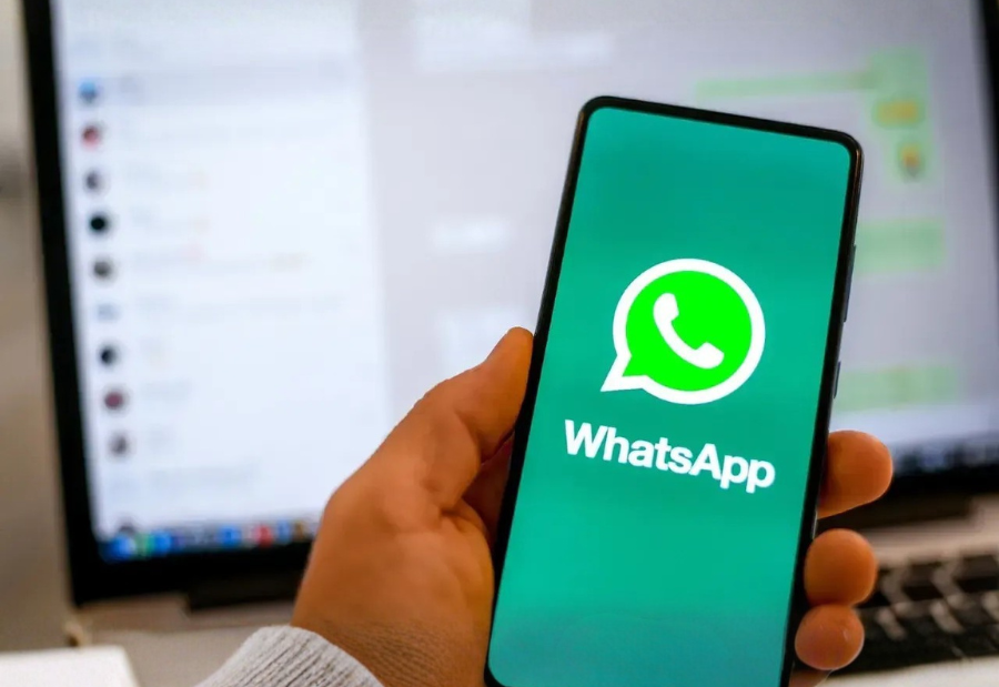 WhatsApp rolls out peripherals tracking feature for iOS users