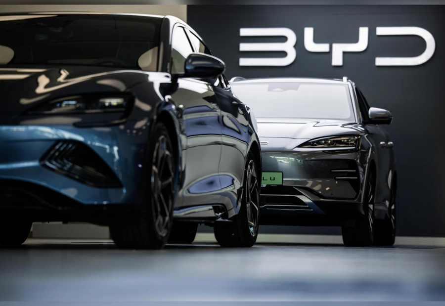 China’s BYD Pulls Ahead of Tesla as EV Market Hits Turning Point