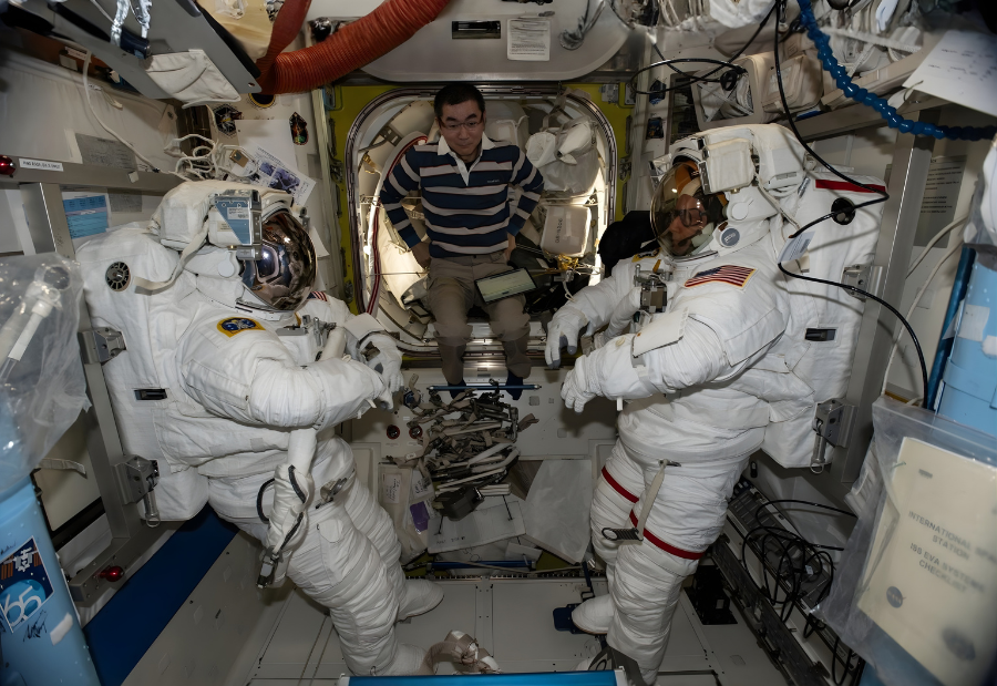 Expedition 74 prepares for first spacewalk of 2026 aboard ISS