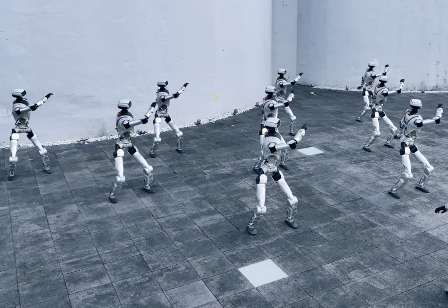 Chinese firm showcases autonomous group deployment of humanoid robots