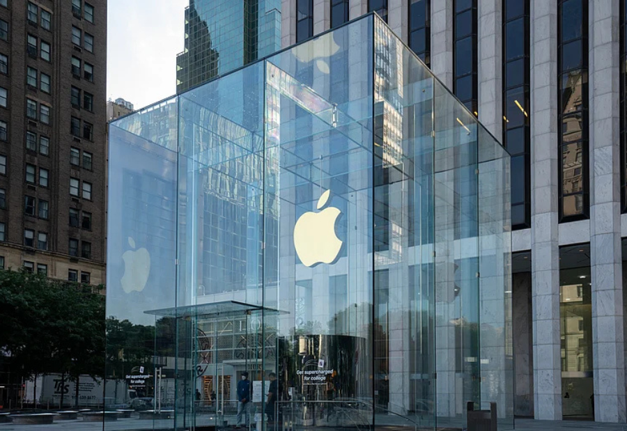 India budget move clears tax hurdle for Apple’s manufacturing push