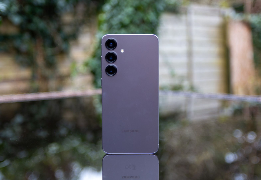 Samsung Galaxy S26 lineup may bring Google’s AI scam detection to non-Pixel phones