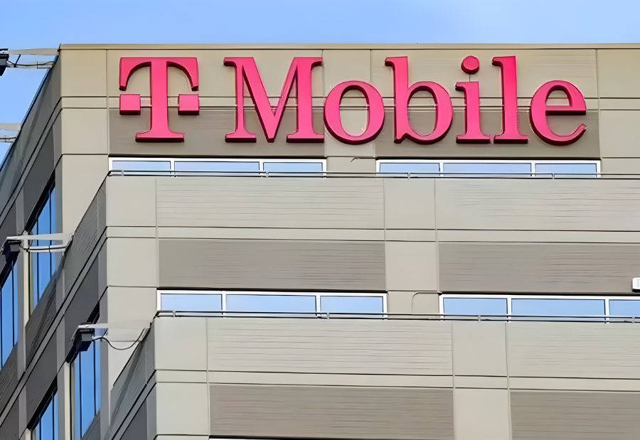 T-Mobile trims Washington workforce while continuing hiring in select teams