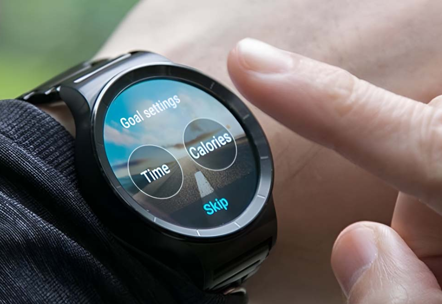 Huawei hints at sports-focused power of Runner Watch before 26 February debut