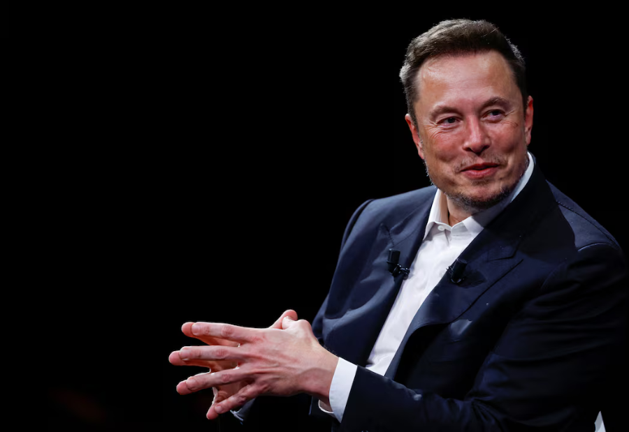 Musk targets rival AI firm Anthropic in fresh online clash