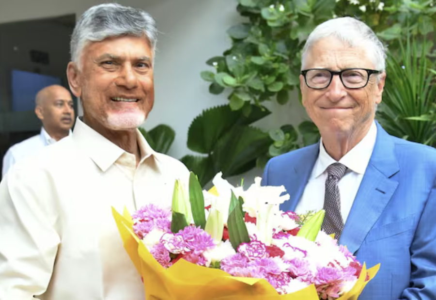 Bill Gates discusses technology in governance and public health in Andhra Pradesh