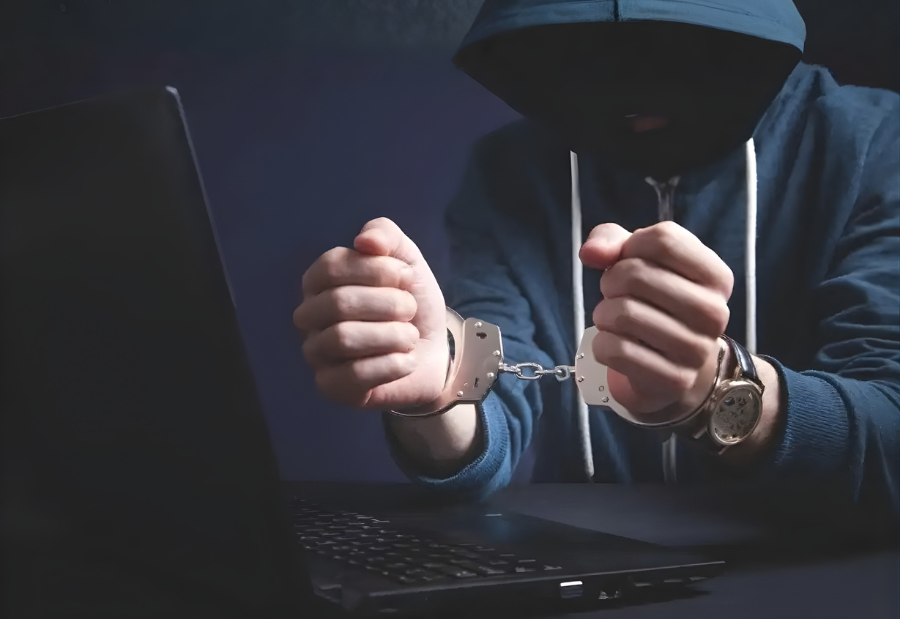 Cyber police bust cross-border SIM box fraud, 3 arrested in Delhi