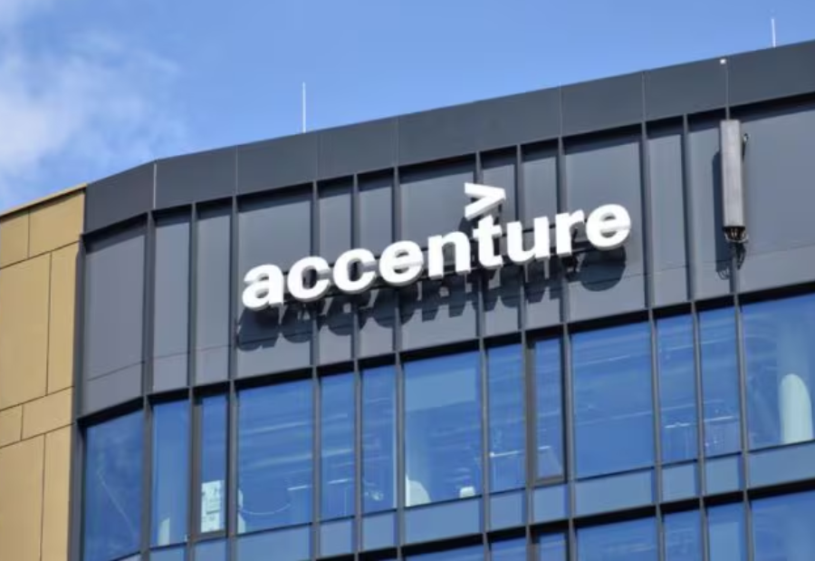 Accenture secures Estée Lauder IT deal, putting Wipro’s $100 million contract at risk