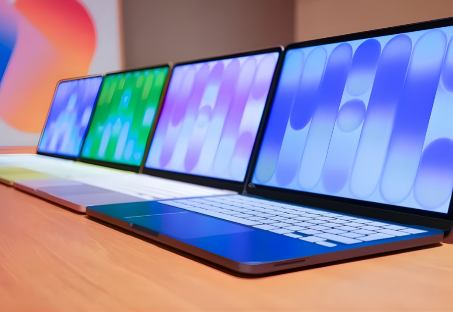 Apple MacBook Neo, Air M4, and Air M5 compared