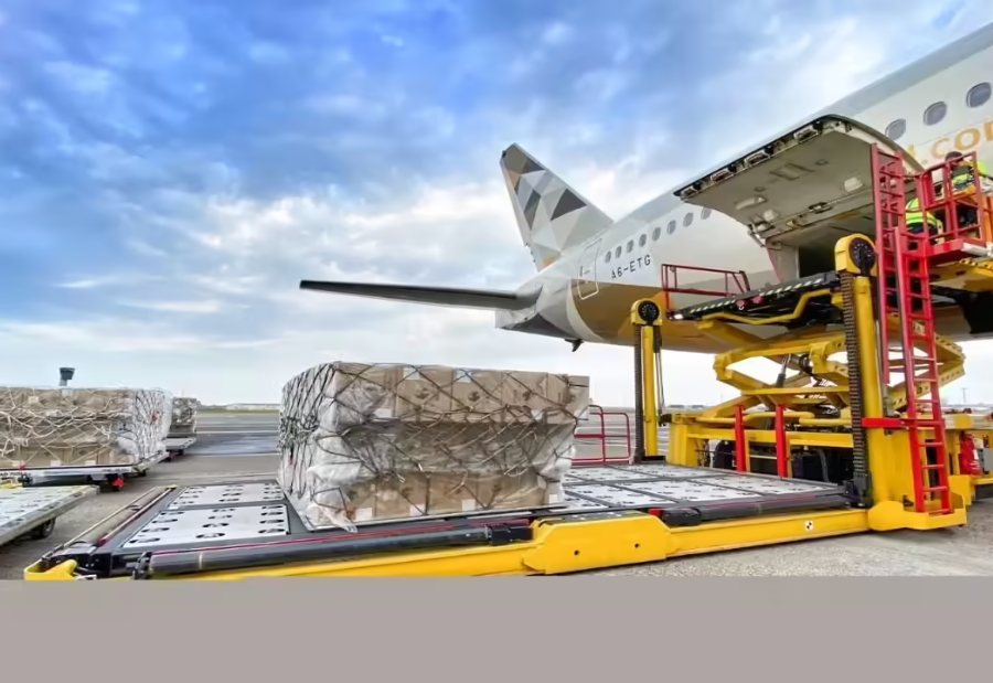 LuLu Group airlifts 80,000 kg of Indian produce to UAE amid aviation disruptions