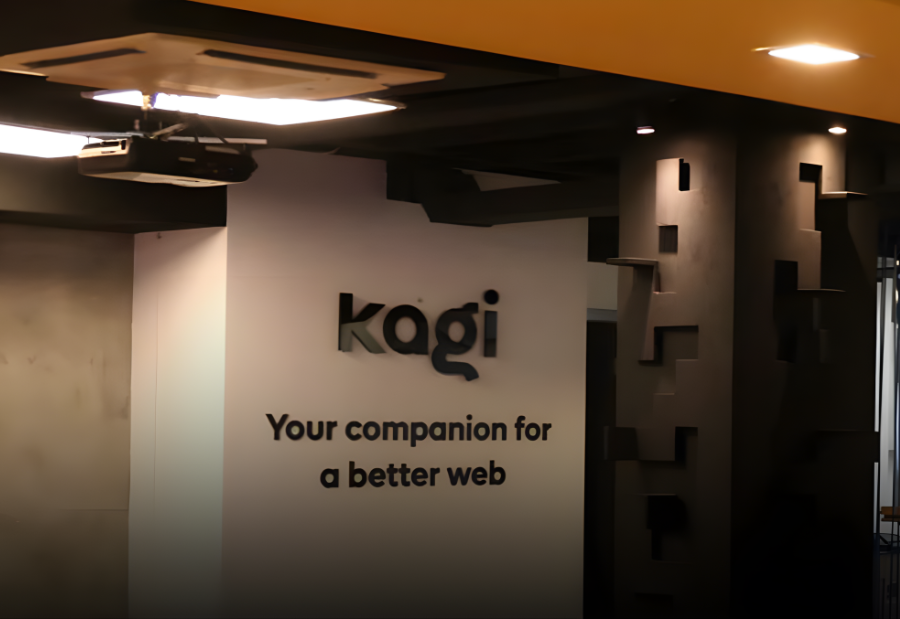 Kagi takes its “Small Web” of human-made content to smartphones