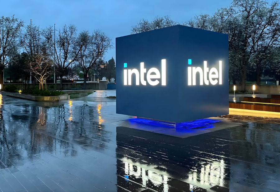 Intel India and MeitY’s BHASHINI bring on-device multilingual AI to Intel Core Ultra PCs