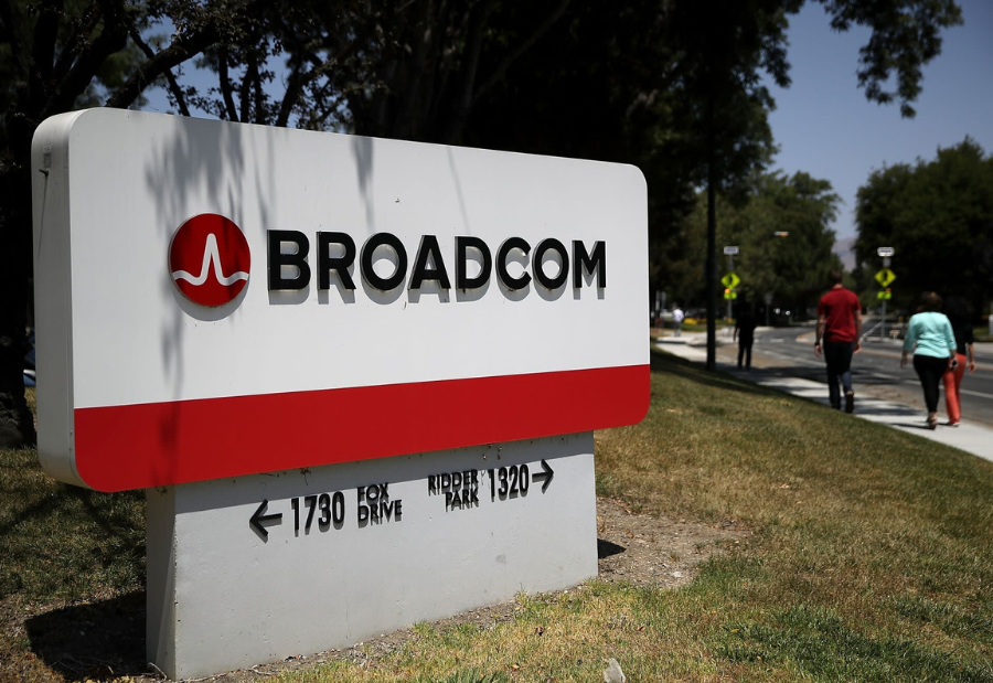 Broadcom projects AI chip revenue to cross $100 billion by 2027