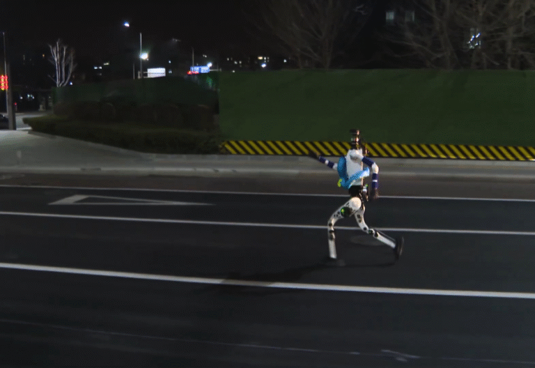 Beijing completes first practice test run for 2026 humanoid robot half marathon