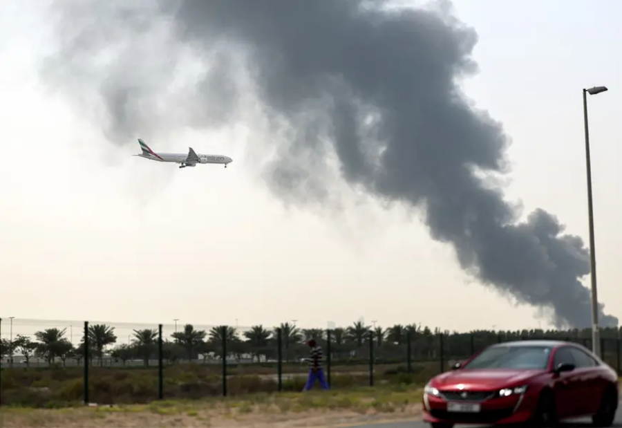 UAE airspace closure sparks confusion as flights continue amid rising tensions