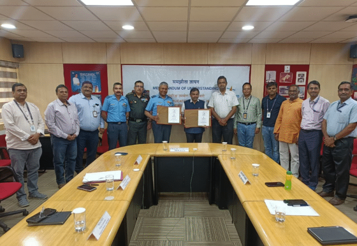 Headquarters Integrated Defence Staff signs MoU with Space Applications Centre, ISRO