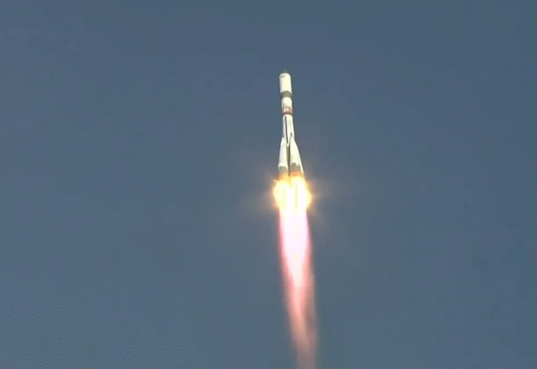 Progress 94 spacecraft heads to ISS with 3 tons of supplies despite antenna deployment issue