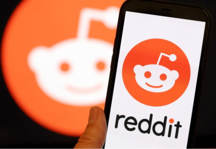 Reddit strengthens transparency with bot labelling and privacy-first human verification