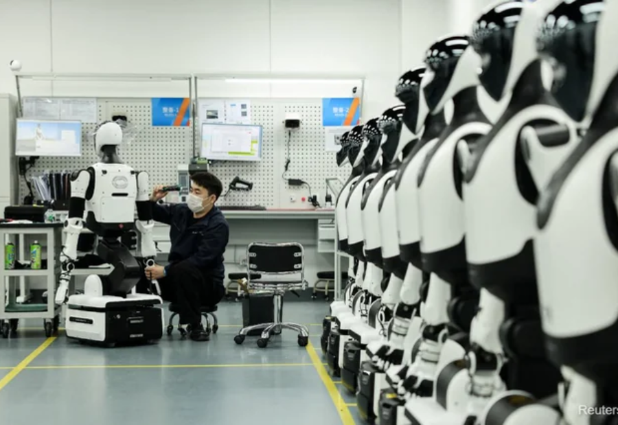 US Lawmakers Move to Ban Chinese Robots in Government Over Security Concerns