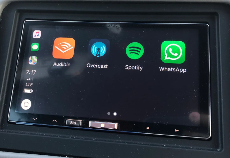 WhatsApp tests native CarPlay app to improve in-car messaging experience