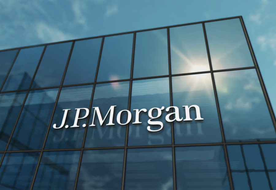JPMorgan pilots digital tracking to assess junior bankers’ work hours