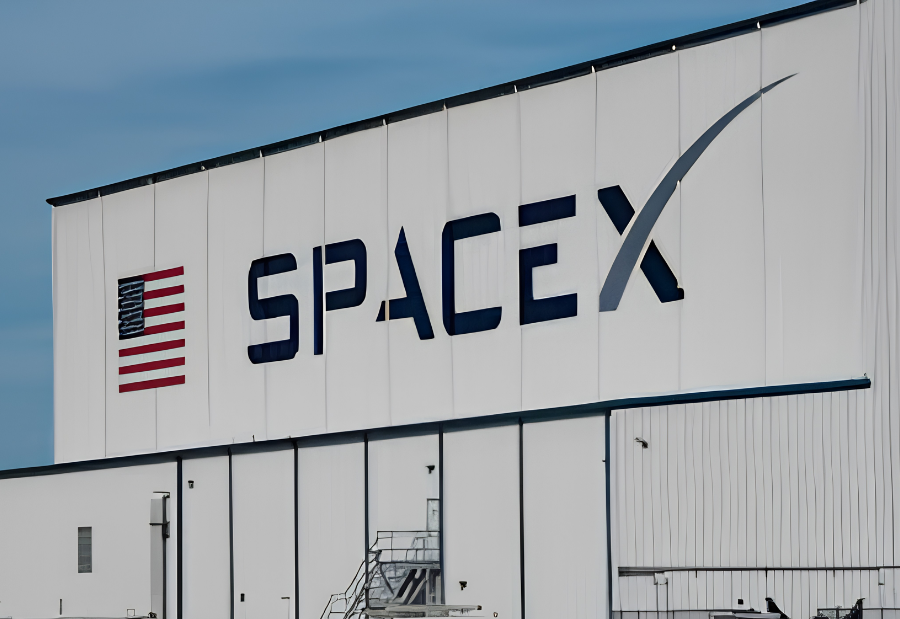 SpaceX confirms Starlink satellite anomaly poses no risk to Artemis II mission