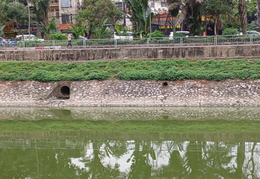 Hanoi deploys underground tech to restore polluted rivers