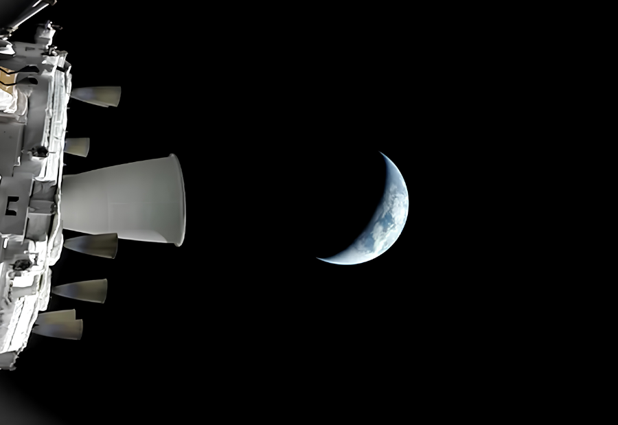 Artemis II mission reveals stunning Moon images and life in zero gravity