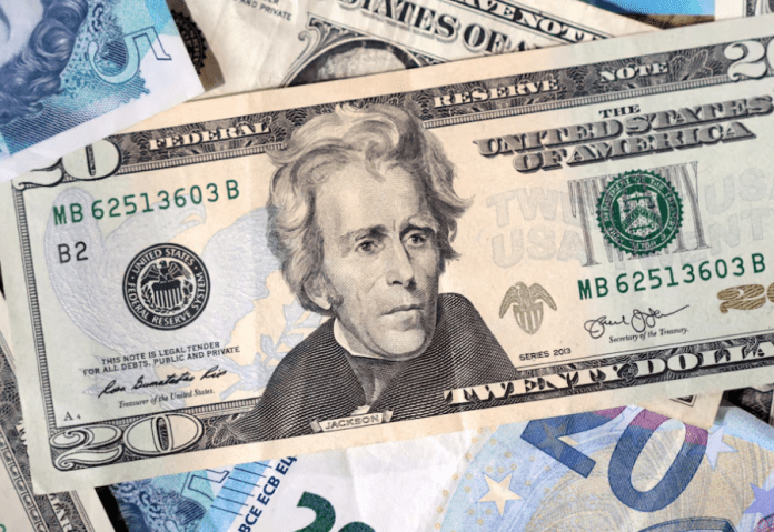 Global shift away from the dollar gains pace amid rising risks and opportunities