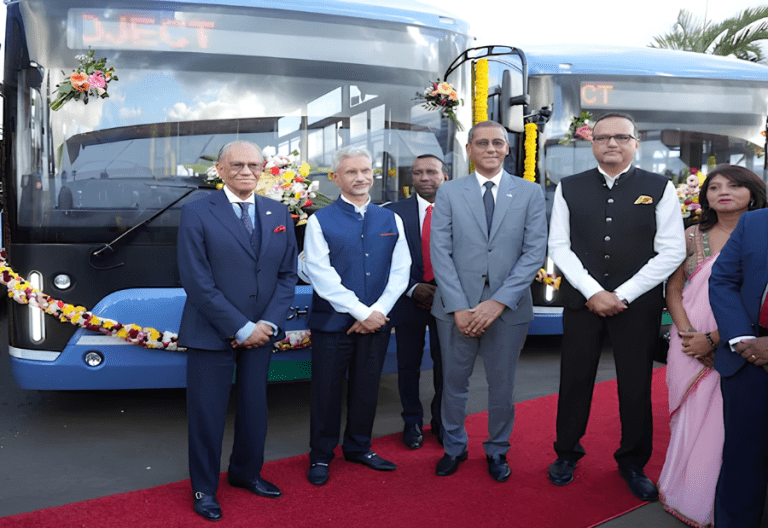Switch Mobility exports 100 electric buses to Mauritius in landmark clean transport deal