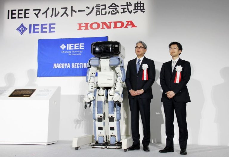 Honda’s early humanoid robot P2 earns global recognition for shaping robotics development