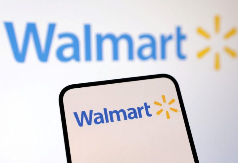 Walmart combines AI tools into 4 “super agents” amid corporate restructuring