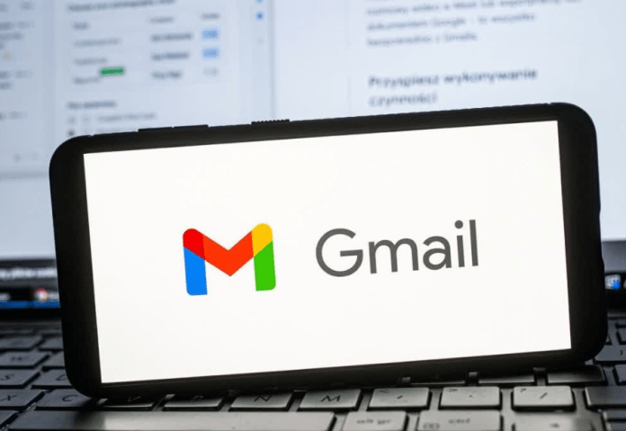 Google reportedly working on fix for Gmail flickering issue on Samsung foldables and tablets Google reportedly working on fix for Gmail flickering issue on Samsung foldables and tablets
