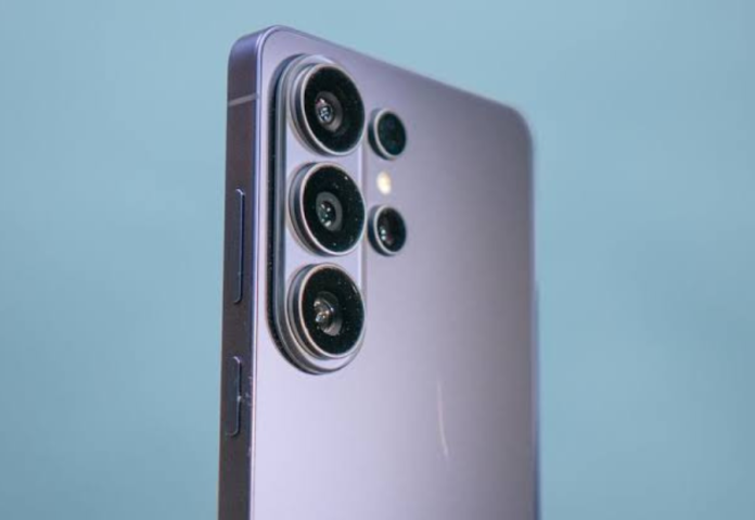 Samsung Galaxy S27 tipped to bring major display and camera improvements Samsung Galaxy S27 tipped to bring major display and camera improvements