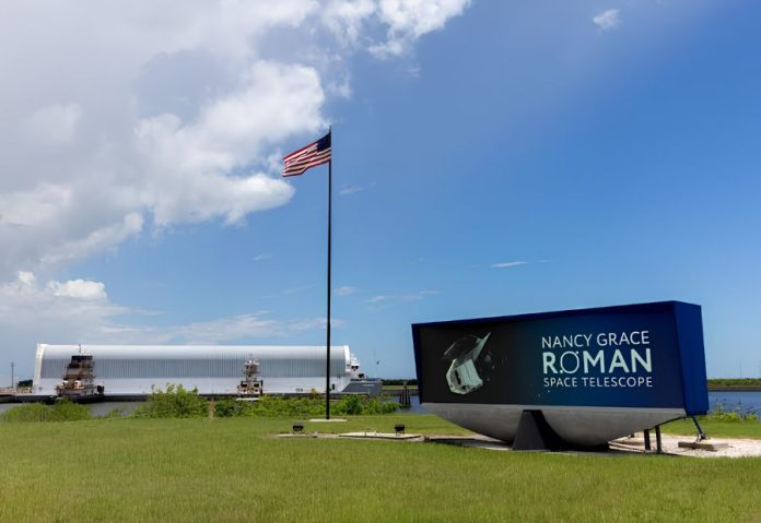 NASA advances Roman Space Telescope toward launch with successful vertical integration milestone - Image credit: NASA NASA advances Roman Space Telescope toward launch with successful vertical integration milestone - Image credit: NASA