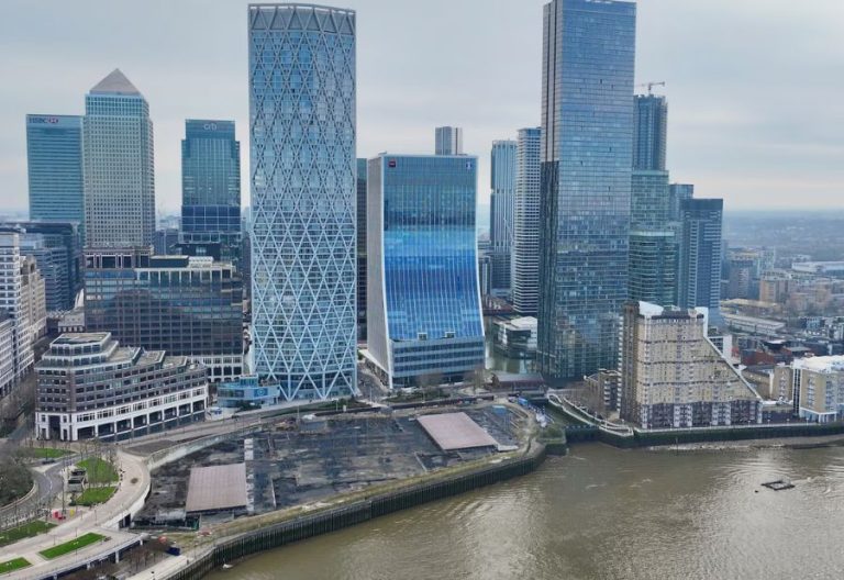 UK Plans First Sovereign Digital Bond by 2027 to Modernise Capital Markets. Photo credit: Reuters