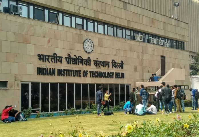 IIT Delhi sets up technology hub to modernise India’s handloom sector IIT Delhi sets up technology hub to modernise India’s handloom sector