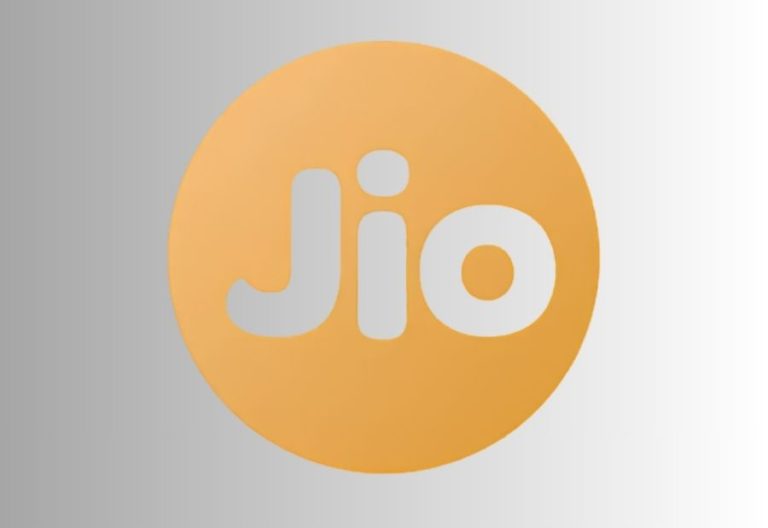 Jio Financial Services Plans AI ‘Personal CFO’ for Every Indian on JioFinance
