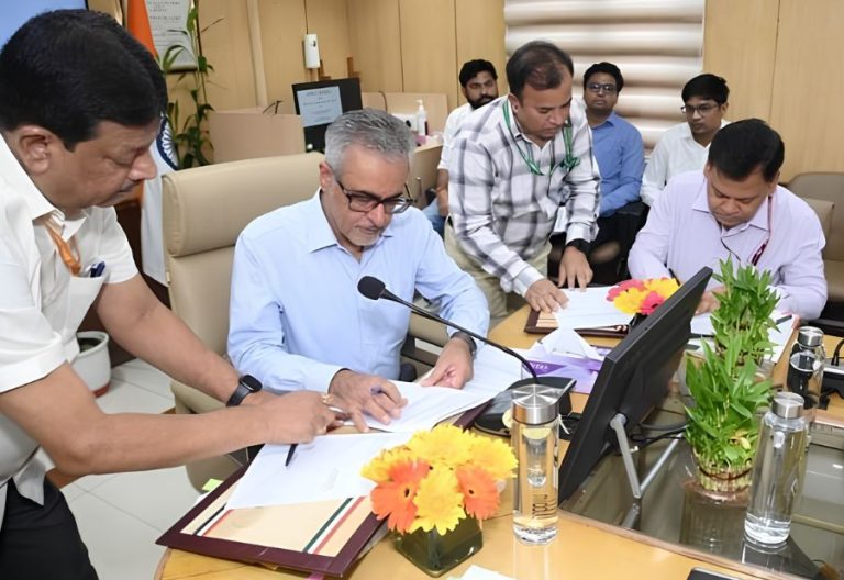 DFPD and FCI sign MoU to accelerate modernisation in food grain management