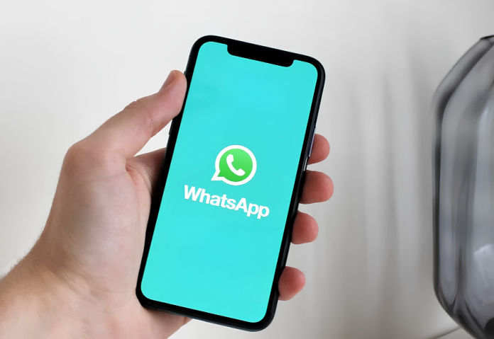 WhatsApp may soon let users share wallpapers and chat themes WhatsApp may soon let users share wallpapers and chat themes