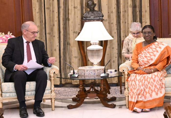 President Murmu hosts Swiss President Guy Parmelin , highlights opportunities in trade and technology President Murmu hosts Swiss President Guy Parmelin , highlights opportunities in trade and technology
