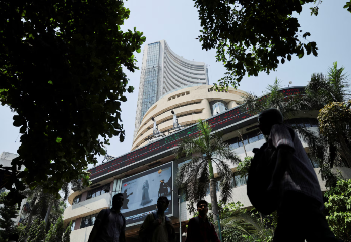 Indian equities rise as technology shares drive early market gains Indian equities rise as technology shares drive early market gains